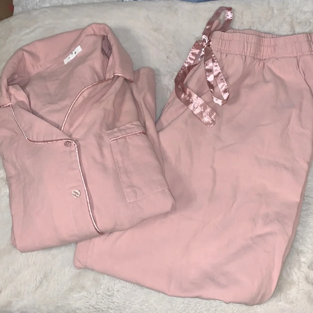 2X Maurice’s Ballet Pink 100% cotton satin bow pajama set has pockets